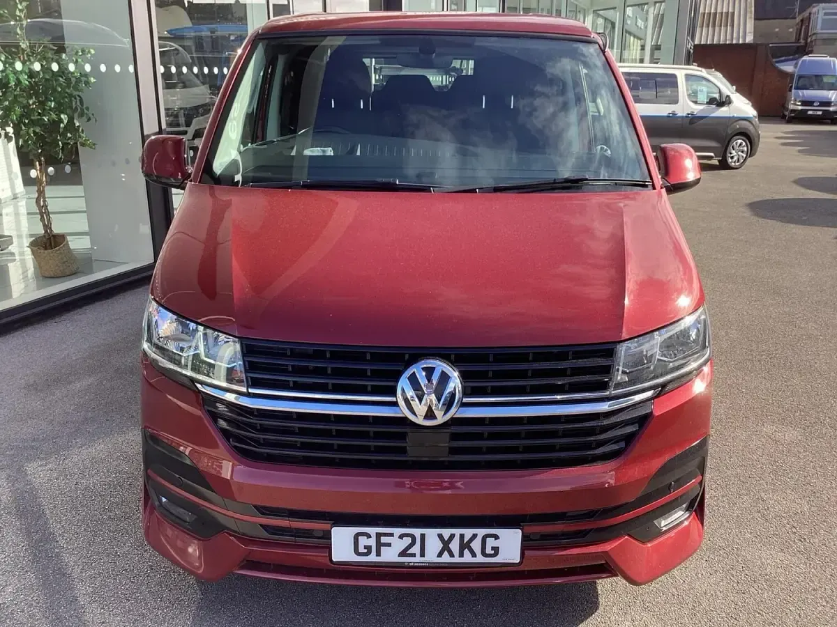 Used VW Transporter Highline 2021 Red Van