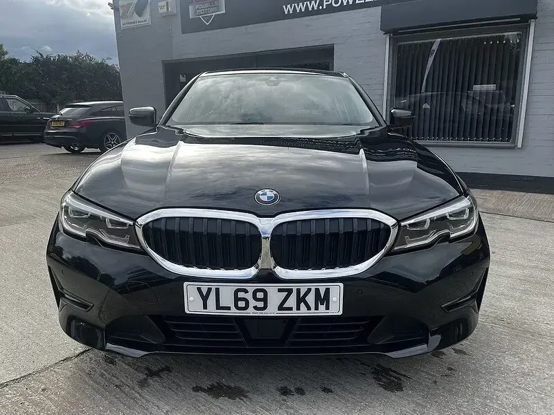 Used BMW 320 Comfort Edition 187 HP (137 kW) 2020 Black Sedan