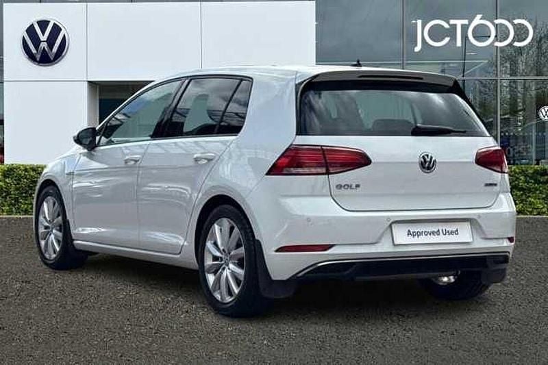 Used VW Golf VIII Edition 130 HP (95 kW) 2020 White Hatchback