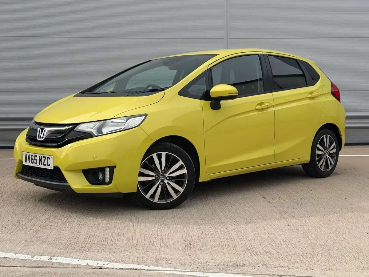 Used Honda Jazz EX 102 HP (75 kW) 2015 Yellow Hatchback