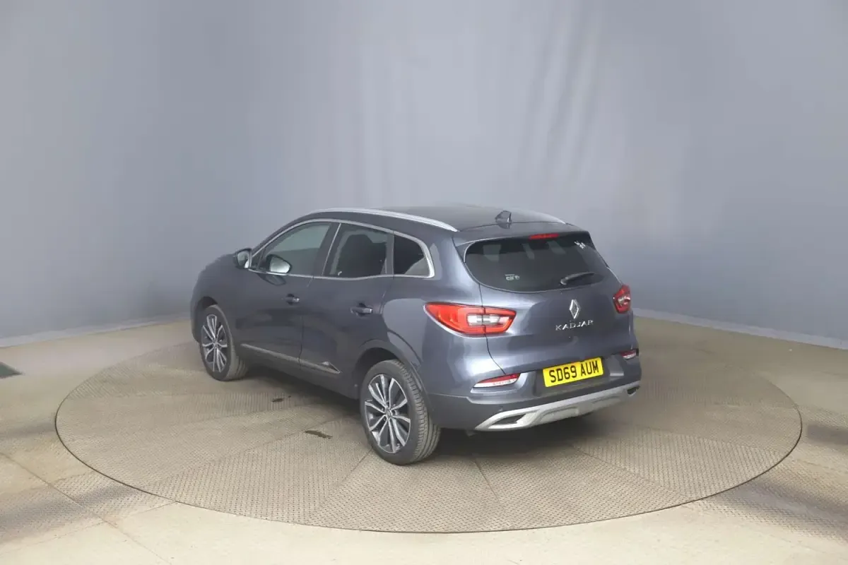 Used Renault Kadjar Version S 140 HP (102 kW) 2019 Grey SUV
