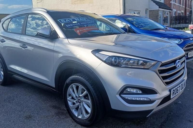 Used Hyundai Tucson SE 132 HP (97 kW) 2017 Silver SUV