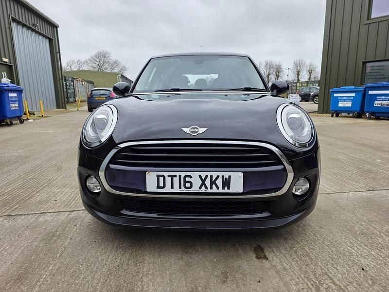 Used Mini Cooper D Hatch 116 HP (85 kW) 2016 Black Hatchback