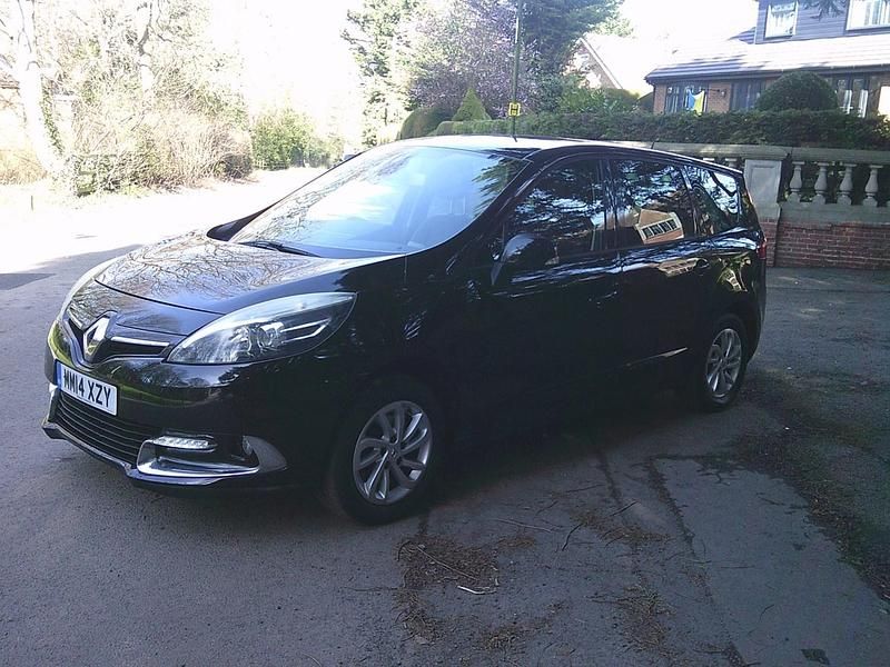 Used Renault Grand Scénic III Dynamique 110 HP (80 kW) 2014 Blue MPV