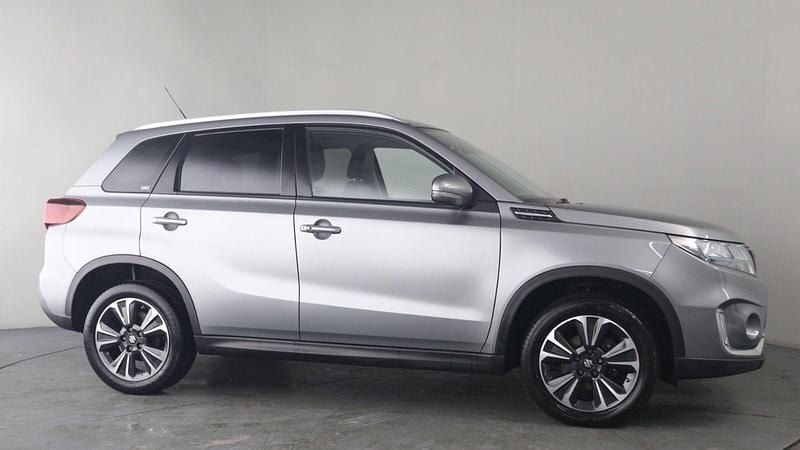 Used Suzuki Vitara SZ5 115 HP (84 kW) 2022 Galactic grey metallic SUV