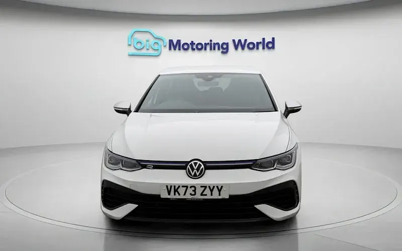Usado VW Golf VIII R 320 HP (235 kW) 2023 Branco Citadino