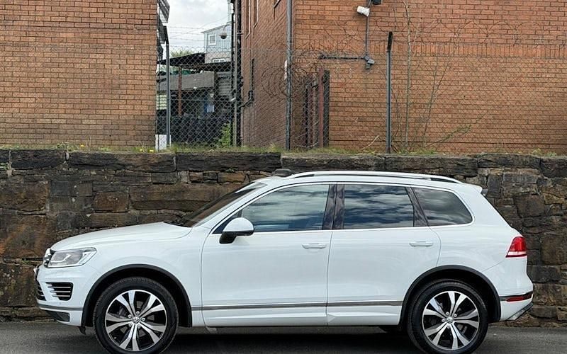 Usado VW Touareg R-line 262 HP (192 kW) 2016 Branco SUV