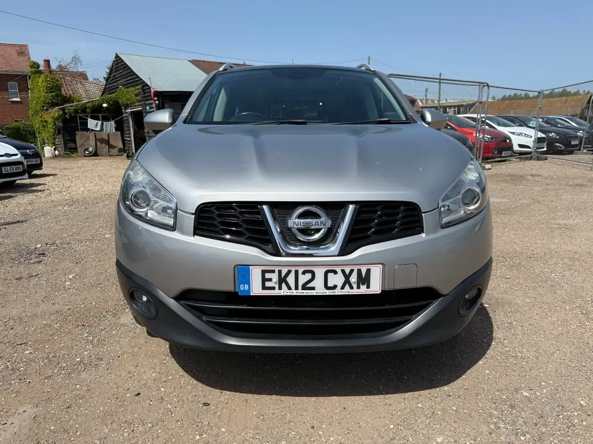 Used Nissan Qashqai N-TEC 117 HP (86 kW) 2012 Silver SUV