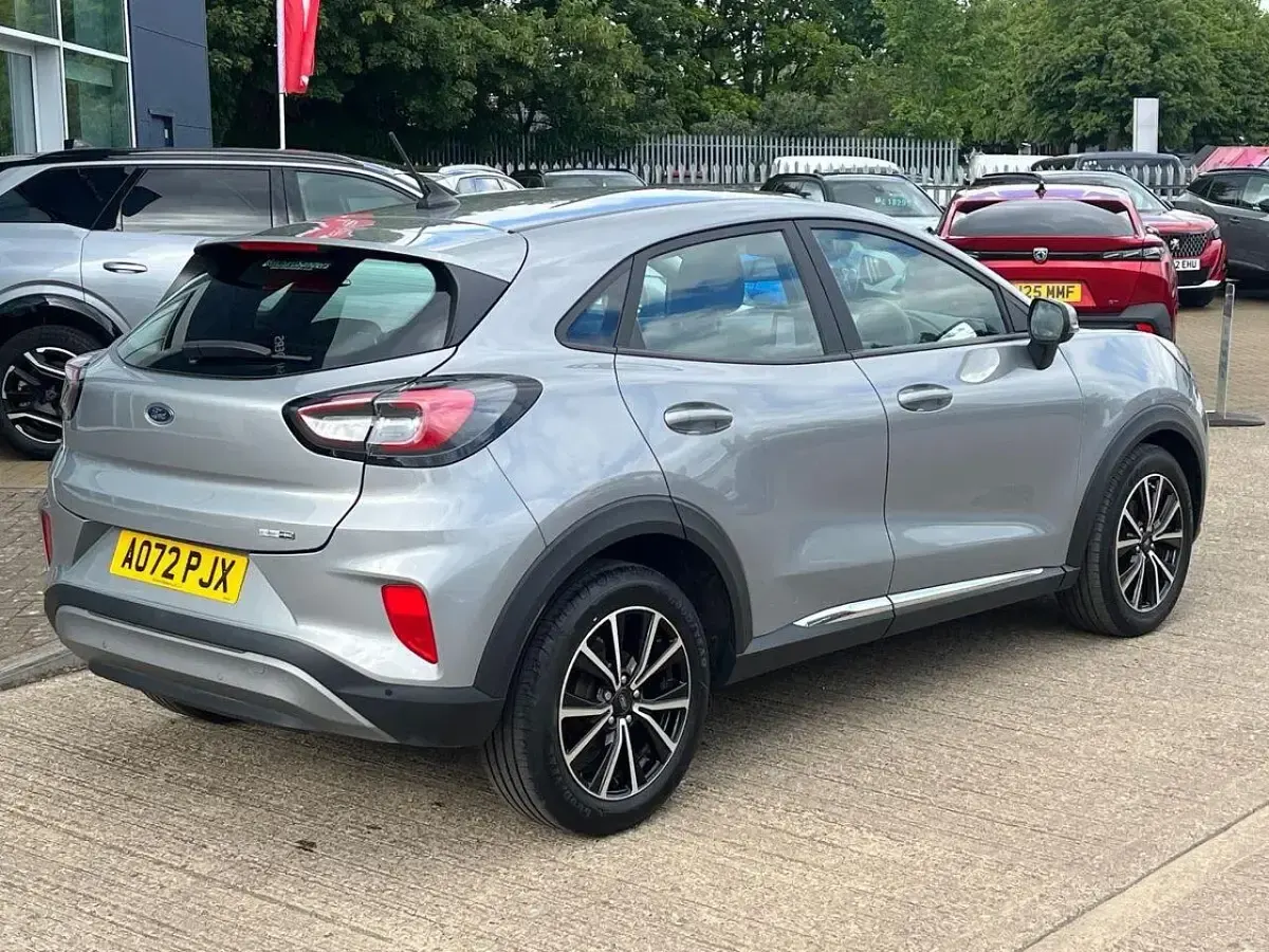 Używany Ford Puma Titanium 153 KM (112 kW) 2022 Szary SUV