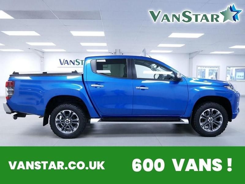 Blue Used 2020 Mitsubishi L200 Pickup | £21,889 (A bit pricey) - Image 1/4