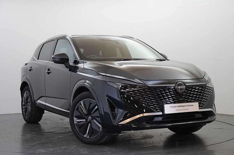 Black Used 2024 Nissan Qashqai Tekna SUV | £28,299 - Image 1/3