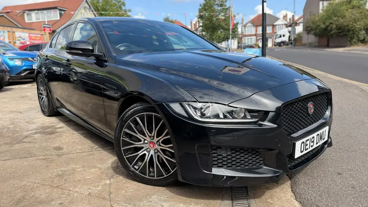 Used Jaguar XE 2019 Black Sedan