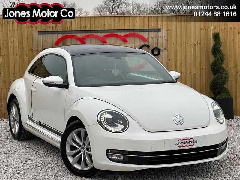 White Used 2012 VW Beetle Design Hatchback | £9,695 (Fair price) - Image 1/4
