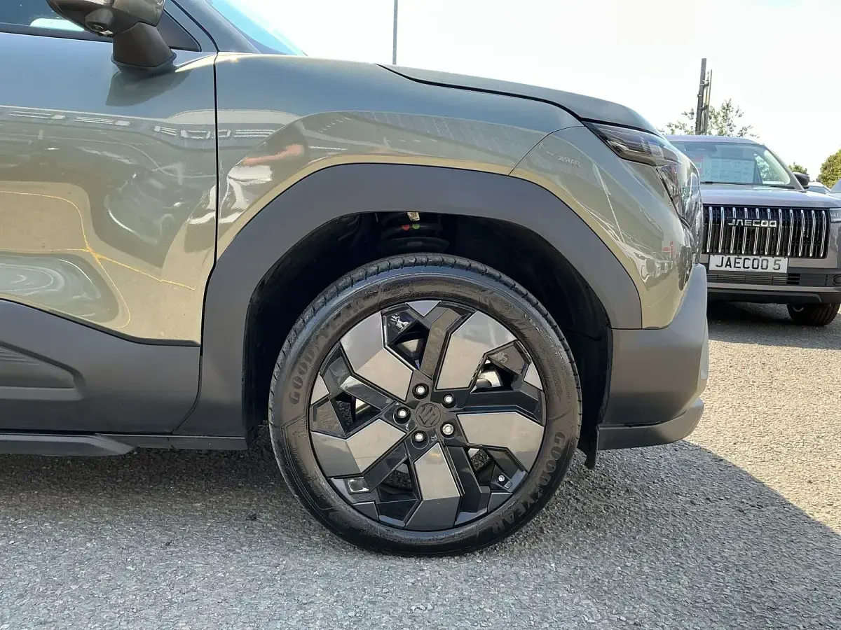 Used Suzuki Vitara 2026 Metallic  land breeze green SUV