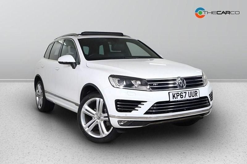 White Used 2017 VW Touareg R-line Plus SUV | £17,975 (Good price) - Image 1/1