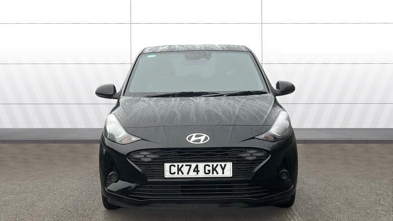 Used Hyundai i10 Advanced 63 HP (46 kW) 2024 Black Hatchback