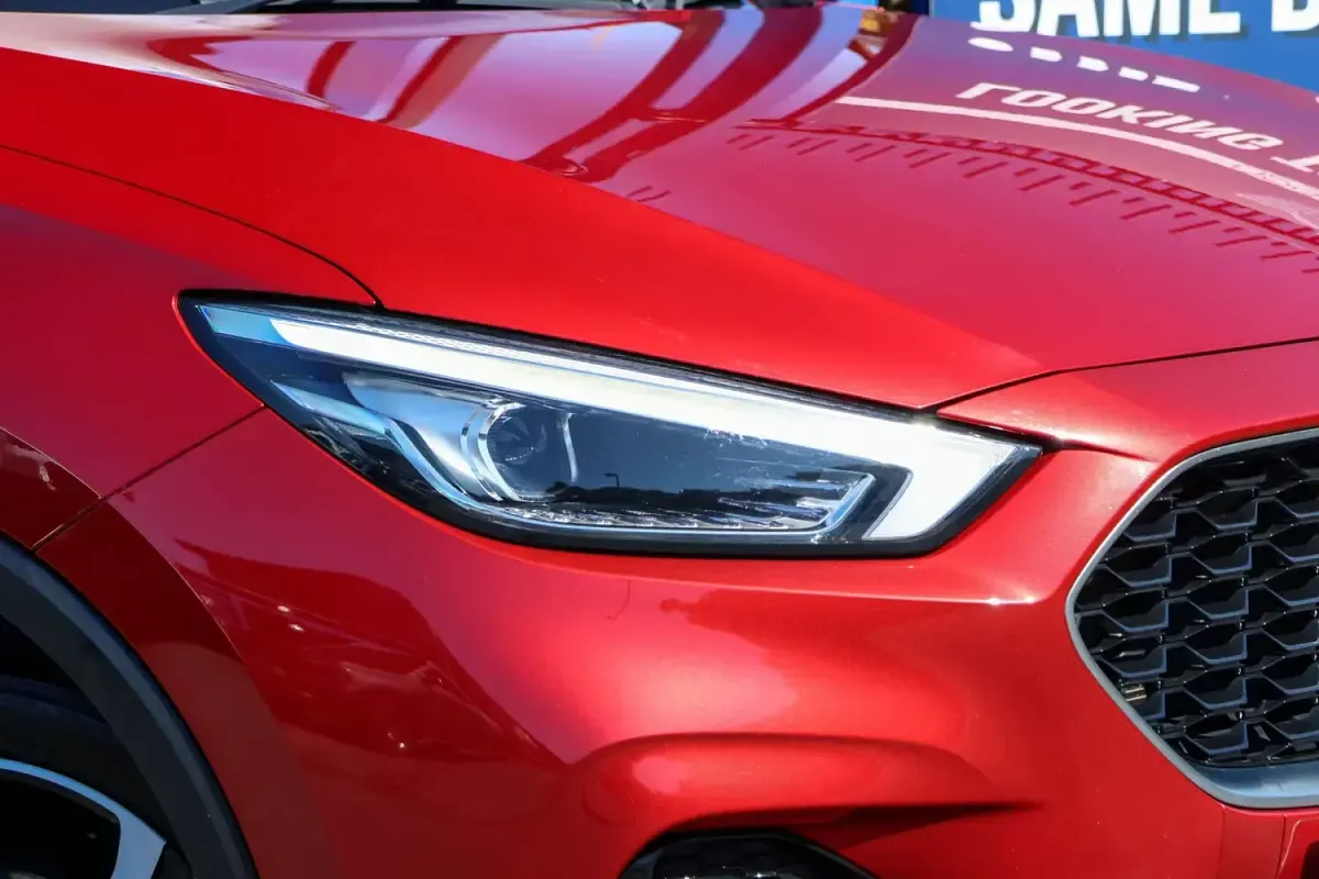 Used MG ZS Excite 106 HP (77 kW) 2022 Red SUV