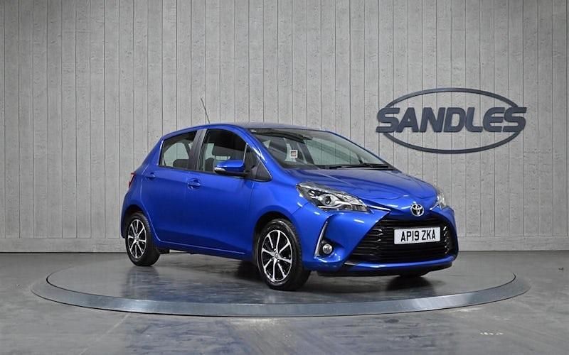 Usado Toyota Yaris 111 HP (81 kW) 2019 Citadino