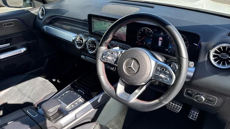 Used Mercedes GLB200 AMG Line Premium 163 HP (119 kW) 2023 White SUV