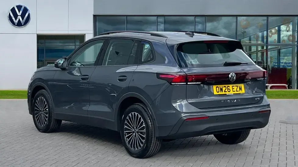 New VW Tiguan Life 130 HP (95 kW) 2026 Dolphin grey metallic SUV