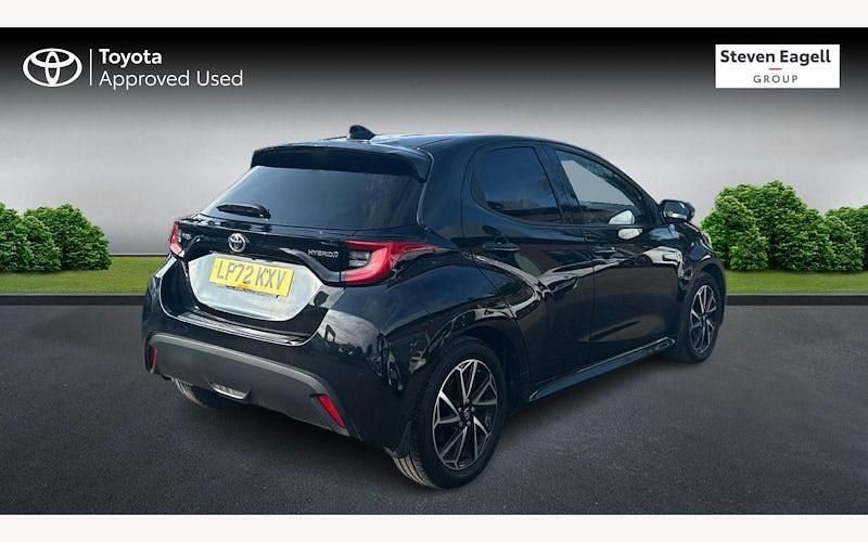 Used Toyota Yaris Hybrid Design 116 HP (85 kW) 2026 Hatchback