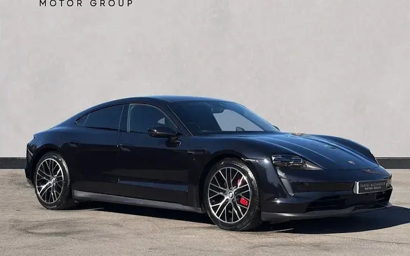 Usado Porsche Taycan 419 kW (571 HP) 2023 Sedan
