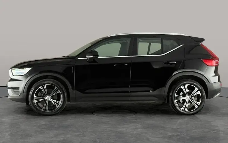 Used Volvo XC40 Inscription 262 HP (192 kW) 2022 Black SUV