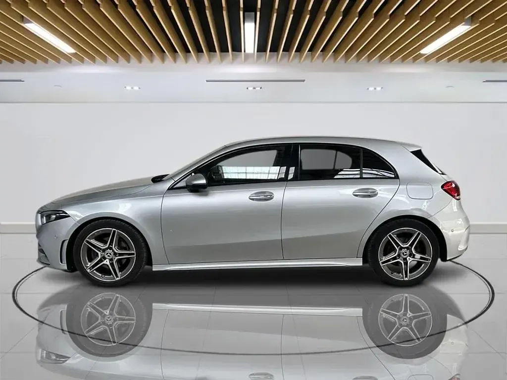 Used Mercedes A180 AMG Line Premium 116 HP (85 kW) 2019 Silver Hatchback