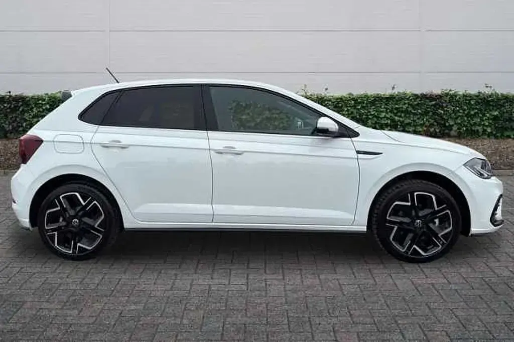 New VW Polo R-line 115 HP (84 kW) 2026 Pure white Hatchback