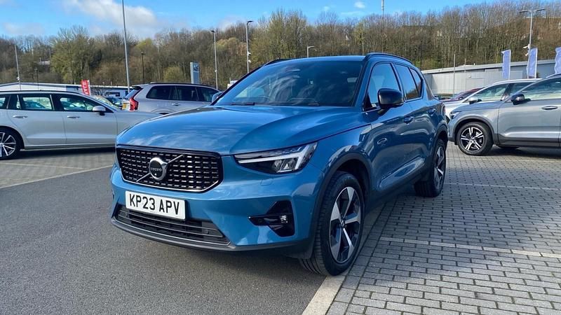 Used Volvo XC40 Ultimate 197 HP (144 kW) 2023 Blue SUV