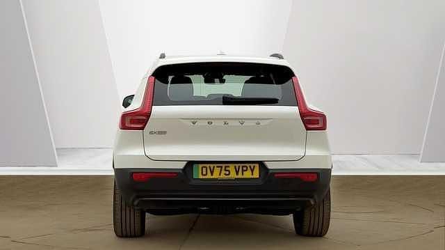 Used Volvo EX40 Core 172 kW (235 HP) 2025 SUV
