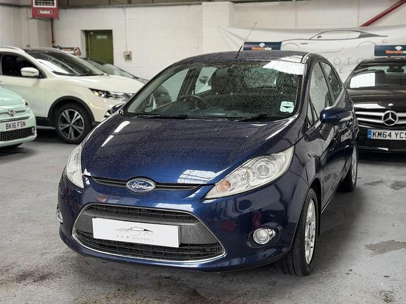 Used Ford Fiesta Zetec 81 HP (59 kW) 2011 Blue Hatchback