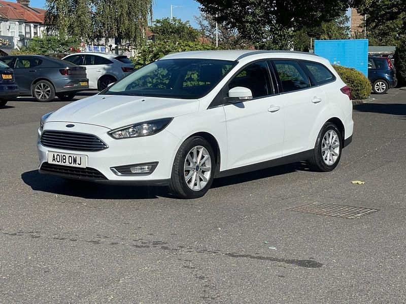 Used Ford Focus Titanium 2018 White Estate