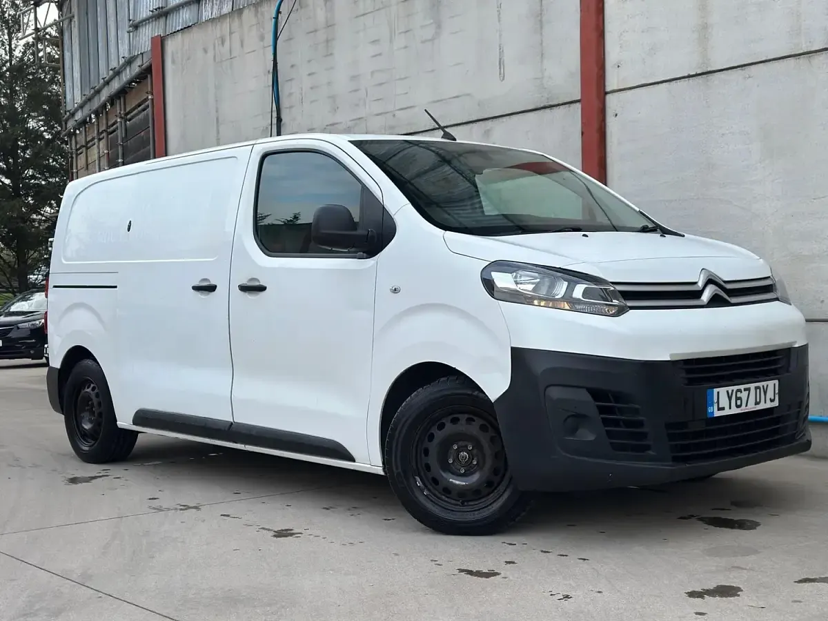 Used Citroën Dispatch 2017 White MPV