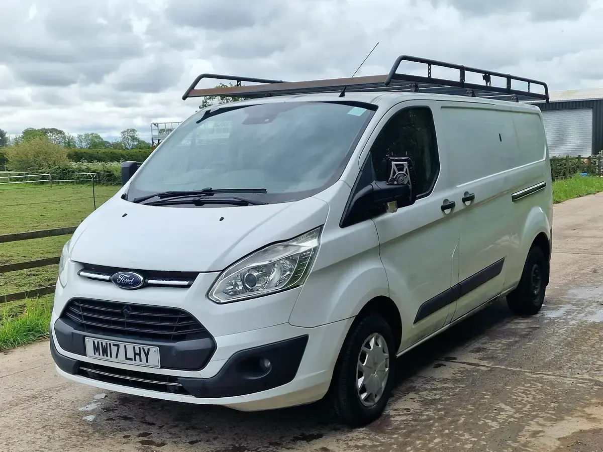 Used Ford Transit Custom Trend 130 HP (95 kW) 2017 White Van