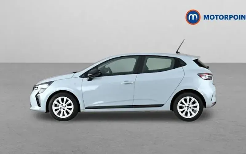Used Renault Clio Evolution 90 HP (66 kW) 2024 Grey Hatchback
