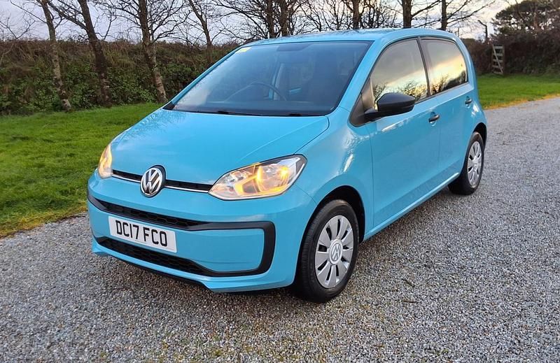 Used VW up! take up! 60 HP (44 kW) 2017 Blue Hatchback