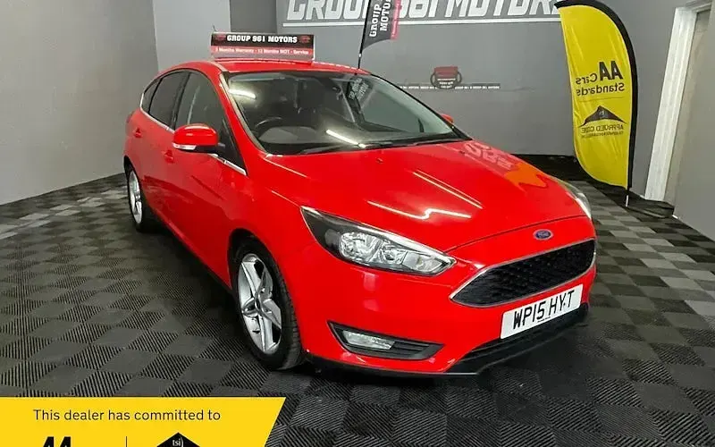 Used Ford Focus Zetec 125 HP (91 kW) 2015 Hatchback