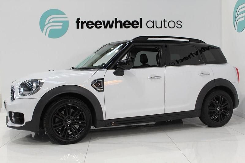 Used Mini Cooper S Exclusive 192 HP (141 kW) 2020 White Hatchback