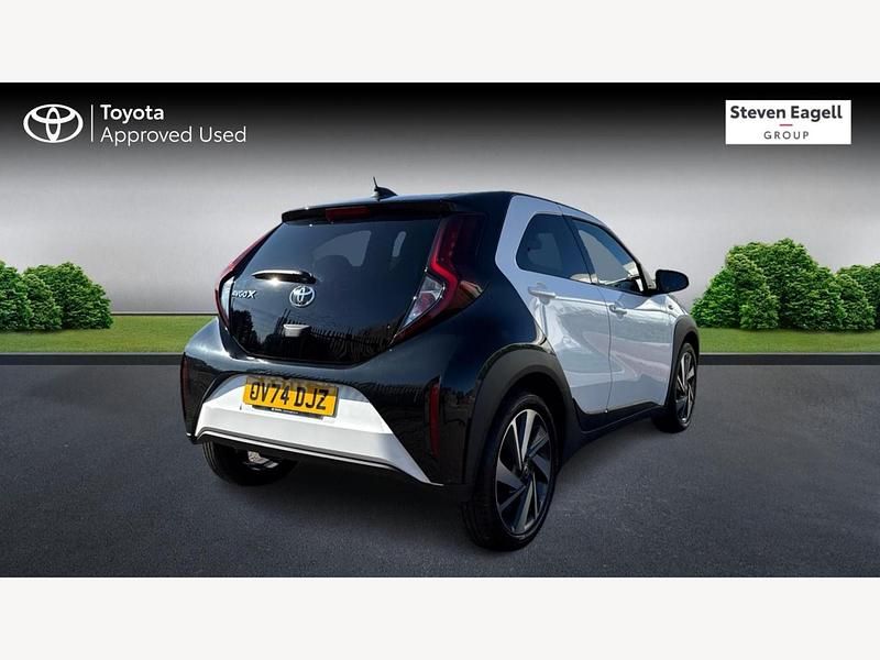 Used Toyota Aygo X 2024 White SUV