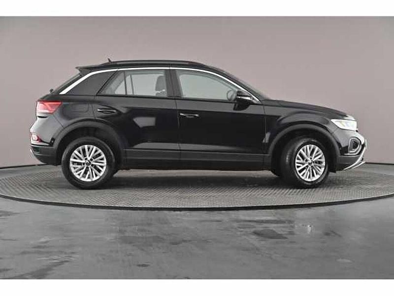 Used VW T-Roc Life 150 HP (110 kW) 2024 SUV