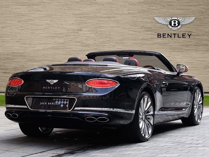 Used Bentley Continental Mulliner 550 HP (404 kW) 2021 Black Cabriolet