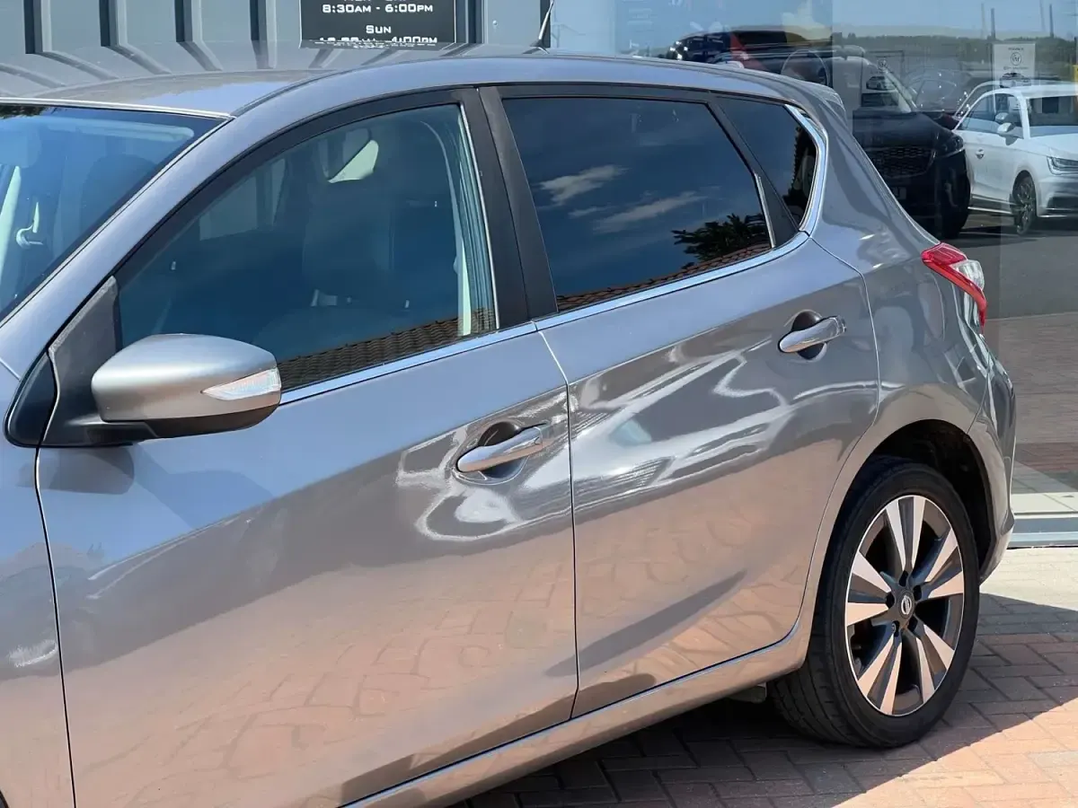 Used Nissan Pulsar N-Connecta 110 HP (80 kW) 2017 Grey Hatchback