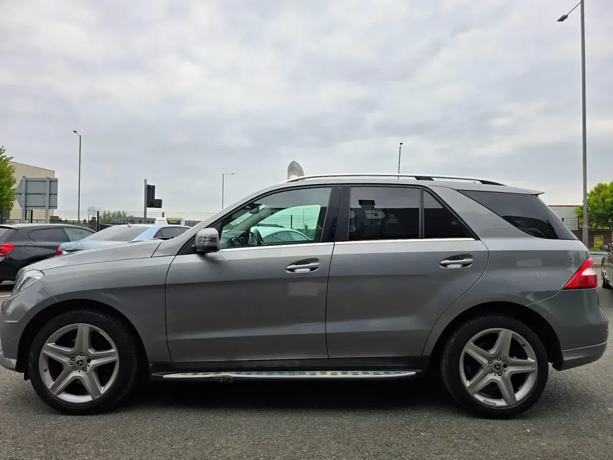 Used Mercedes ML250 AMG line 2015 Silver SUV