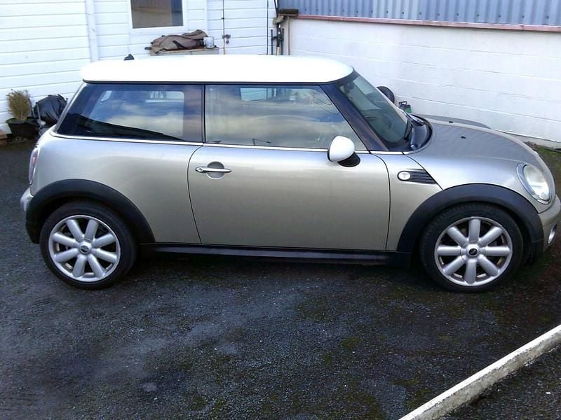 Used Mini Cooper D Hatch 2009 Silver Hatchback