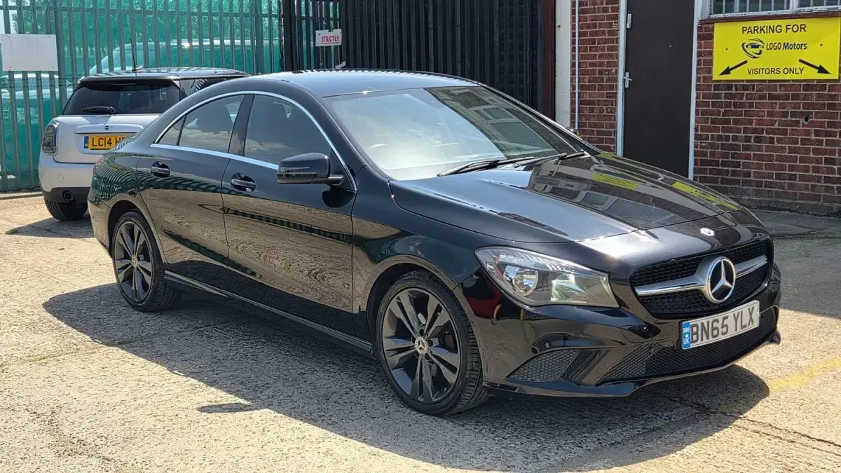 Used Mercedes CLA180 122 HP (89 kW) 2015 Black Coupe
