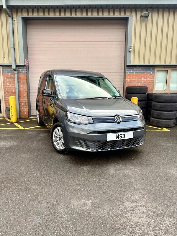 Used VW Caddy Pro 122 HP (89 kW) 2023 Grey MPV