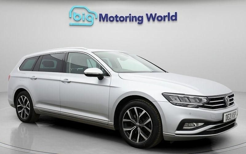 Used VW Passat SEL 150 HP (110 kW) 2023 Estate