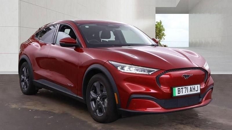 Used Ford Mustang Standard Range 269 HP (197 kW) 2021 Red Hatchback