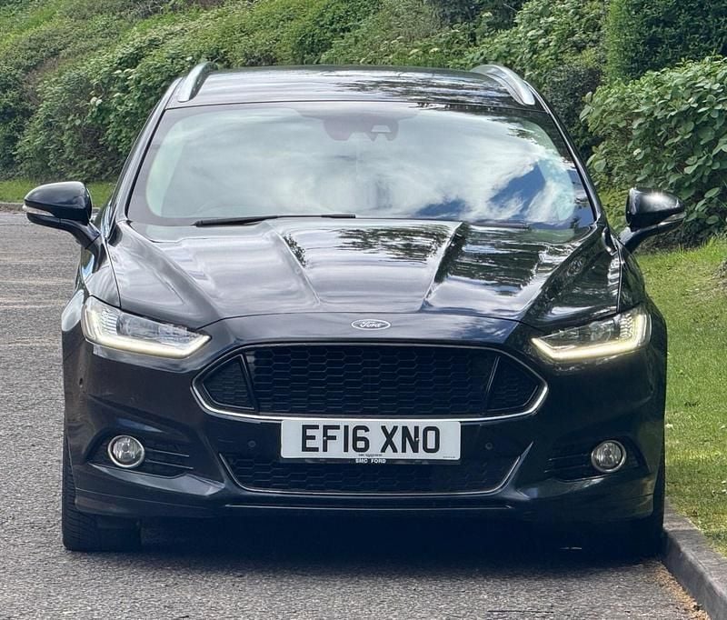 Used Ford Mondeo Titanium 240 HP (176 kW) 2016 Black Estate